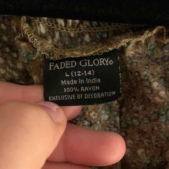 Faded Glory floral top - Picture 5 of 5